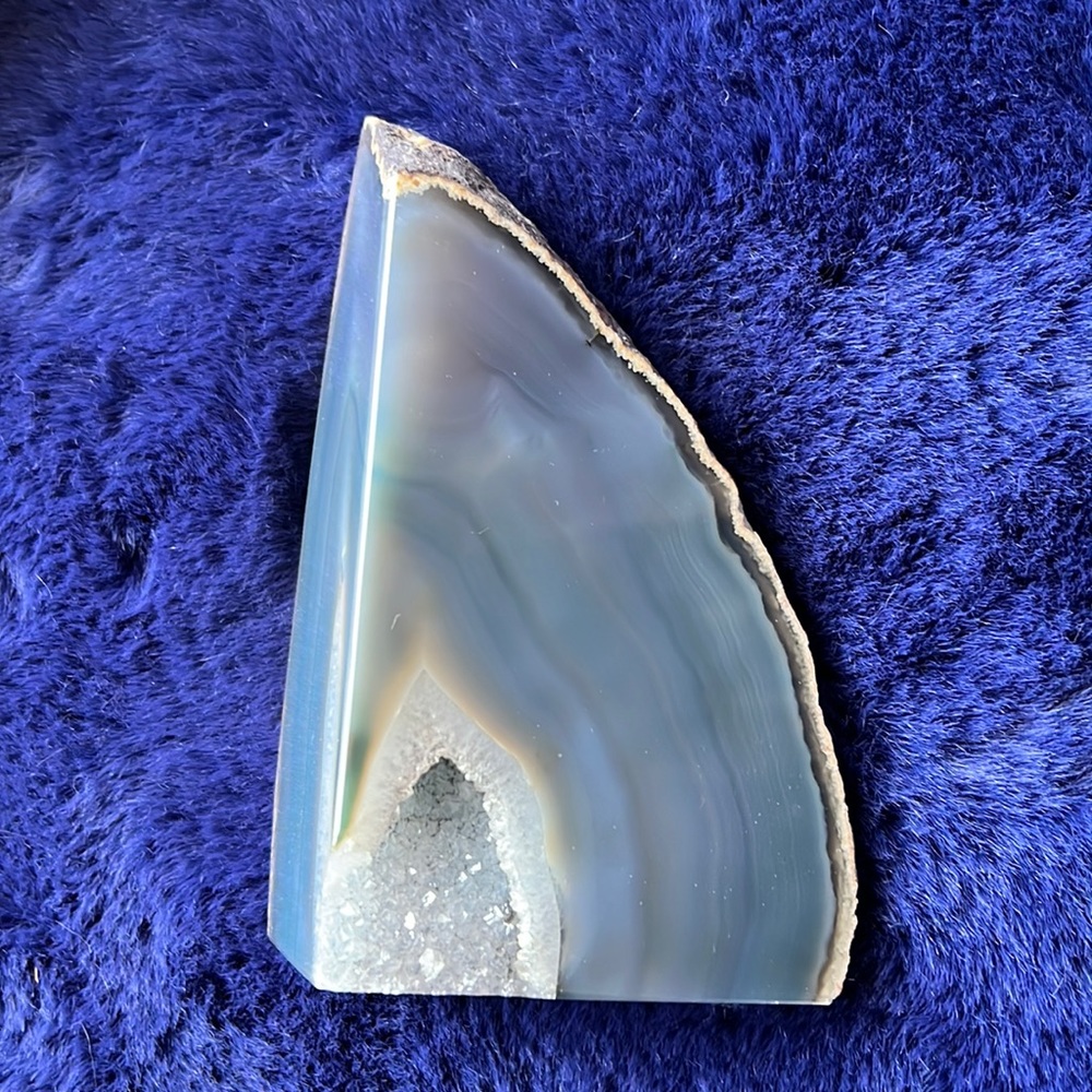 Polished rock/geode